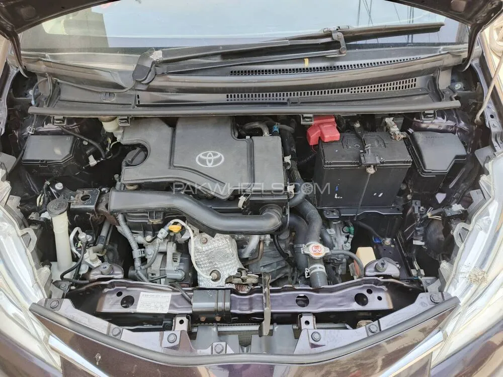 Toyota Vitz 2018 for Sale in Karachi Toyota Vitz 2018 for Sale in Karachi Image-8