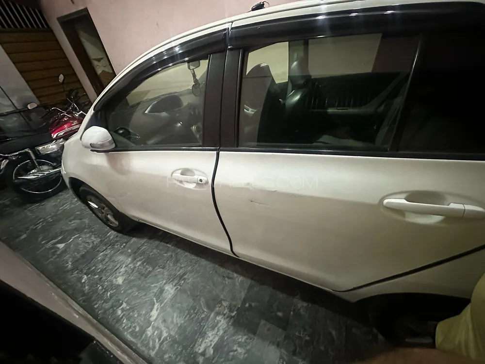 Toyota Vitz 2009 for Sale in Gujranwala Toyota Vitz 2009 for Sale in Gujranwala Image-9