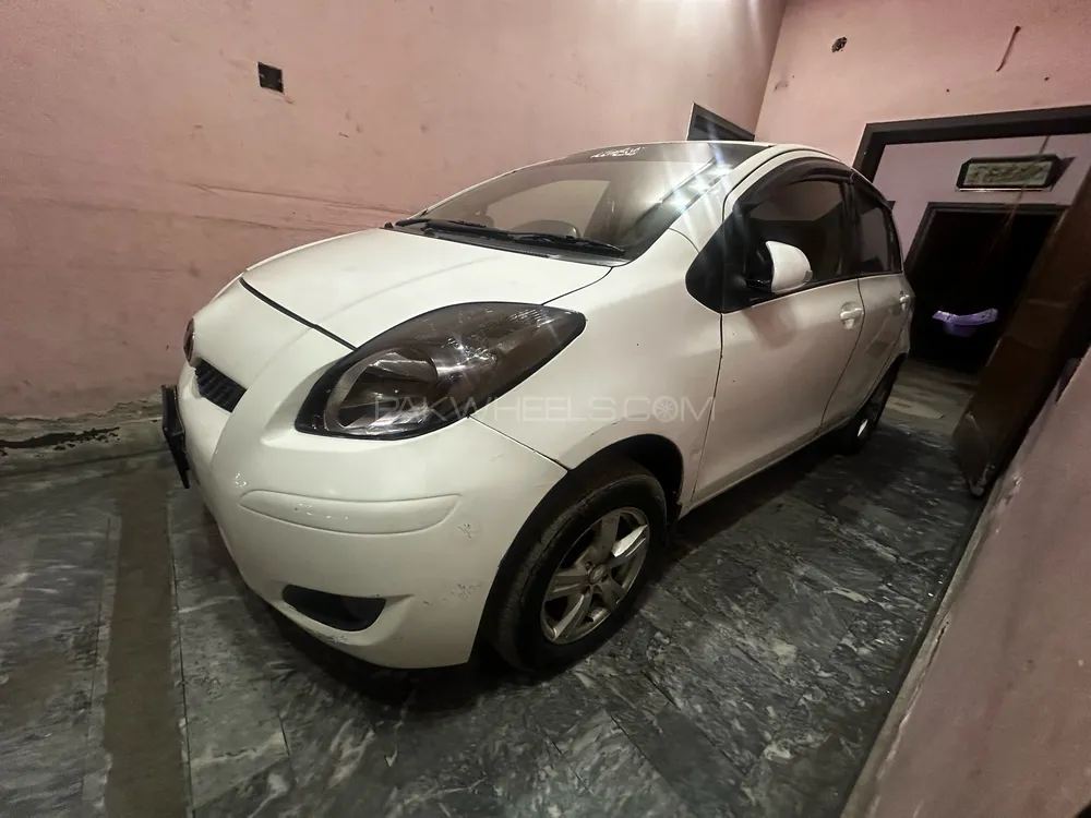 Toyota Vitz 2009 for Sale in Gujranwala Toyota Vitz 2009 for Sale in Gujranwala Image-2