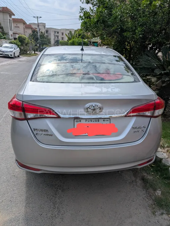 Toyota Yaris Sedan 2021 for Sale in Lahore Image-1