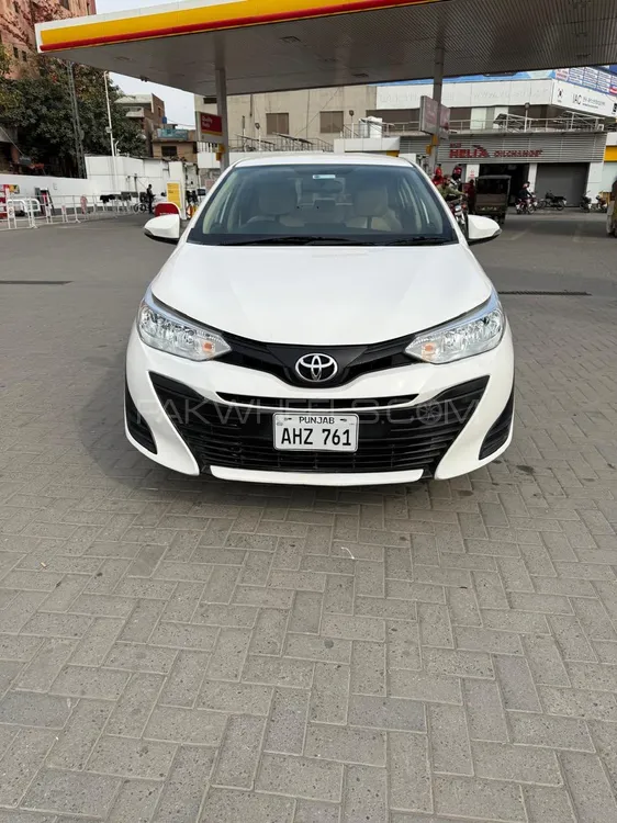 Toyota Yaris Sedan 2022 for Sale in Lahore Image-1