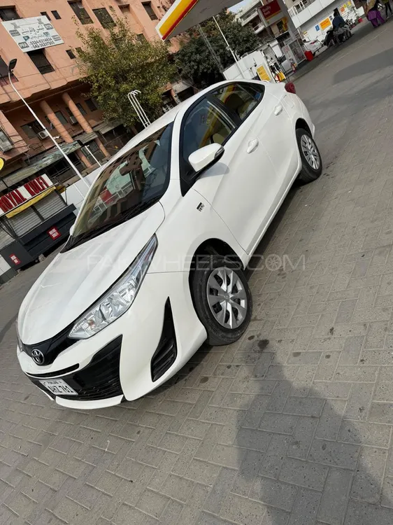 Toyota Yaris Sedan 2022 for Sale in Lahore Toyota Yaris Sedan 2022 for Sale in Lahore Image-12