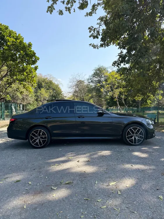 Mercedes Benz E Class 2021 for Sale in Lahore Mercedes Benz E Class 2021 for Sale in Lahore Image-9