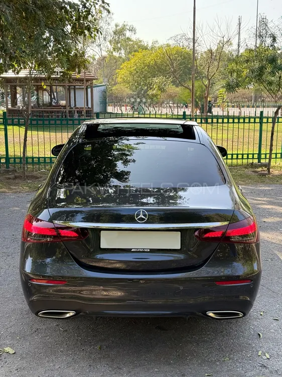 Mercedes Benz E Class 2021 for Sale in Lahore Mercedes Benz E Class 2021 for Sale in Lahore Image-3