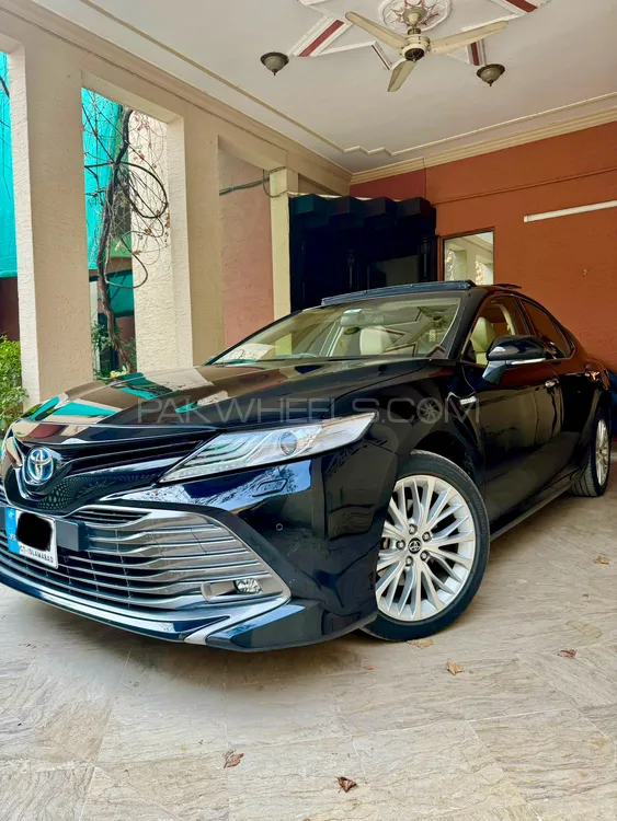 ٹویوٹا کیمری 2018 for Sale in لاہور Image-1