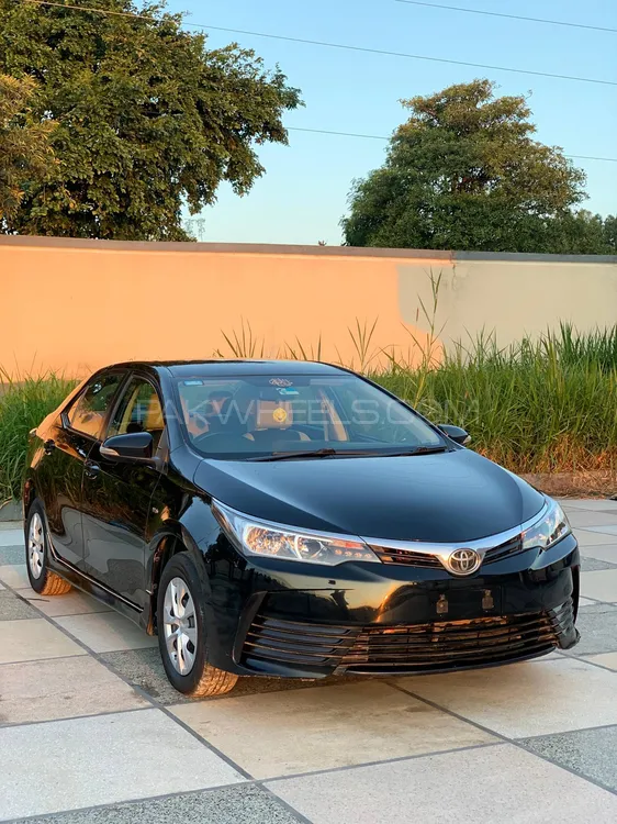 Toyota Corolla 2018 for Sale in Mirpur A.K. Image-1