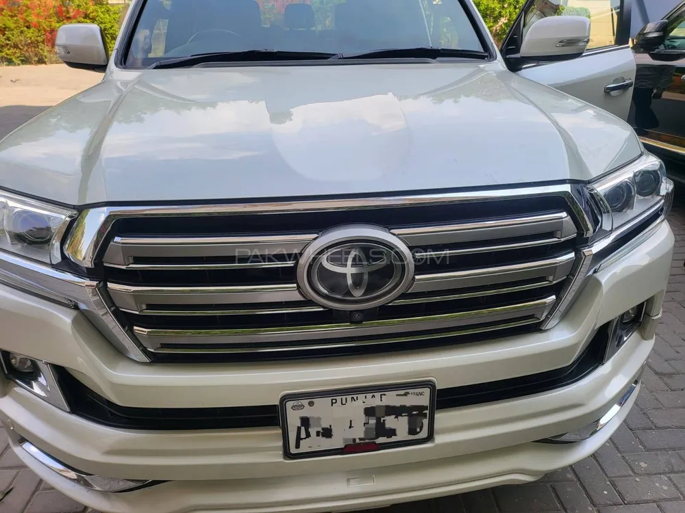 Toyota Land Cruiser 2016 for Sale in Lahore Image-1