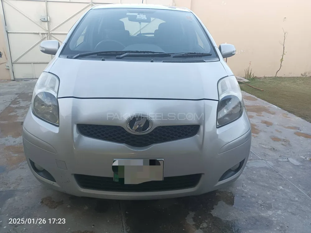 Toyota Vitz 2008 for Sale in Chashma Image-1