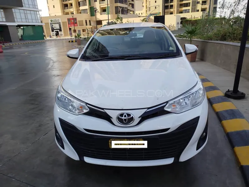 Toyota Yaris Sedan 2022 for Sale in Karachi Image-1