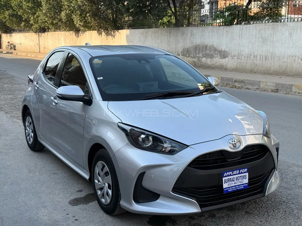 Toyota Yaris Hatchback 2021 for Sale in Faisalabad Image-1