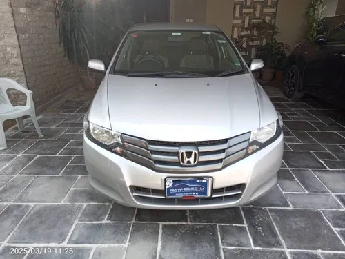 Slide honda city aspire 1 3 i vtec prosmatec 2013 118478094