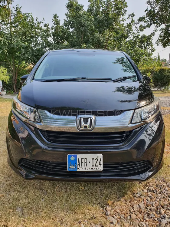 Honda Freed 2018 for Sale in Peshawar Image-1
