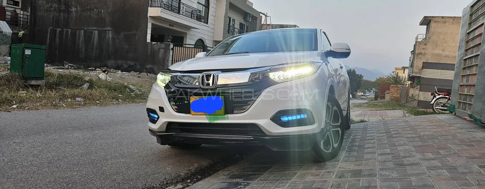 Honda Vezel 2014 for Sale in Islamabad Image-1