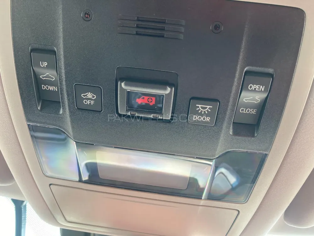 Lexus RX Series 2018 for Sale in Lahore Lexus RX Series 2018 for Sale in Lahore Image-9