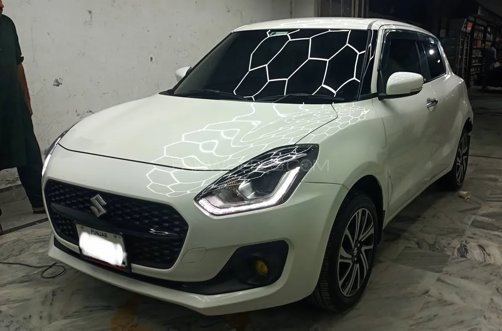 Suzuki Swift 2023 for Sale in Faisalabad Image-1