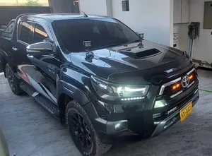 Toyota Hilux Revo V Automatic 3.0  2018 for Sale