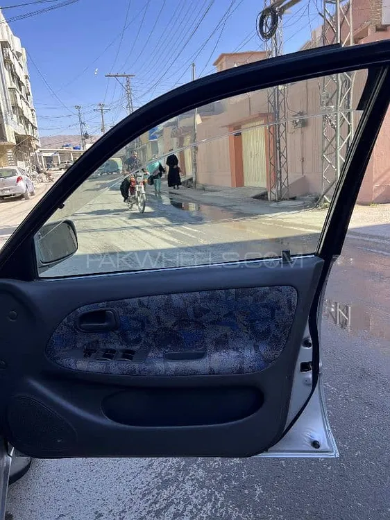 Toyota Corolla 1998 for Sale in Quetta Image-1