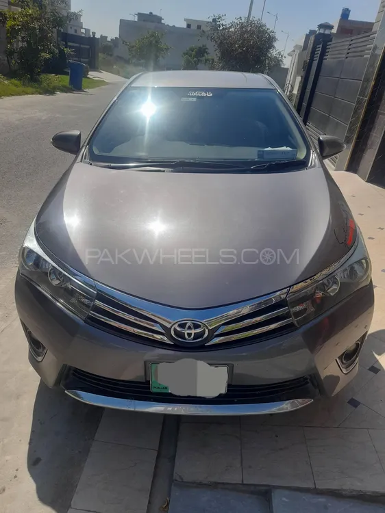 Toyota Corolla 2015 for Sale in Gujranwala Image-1