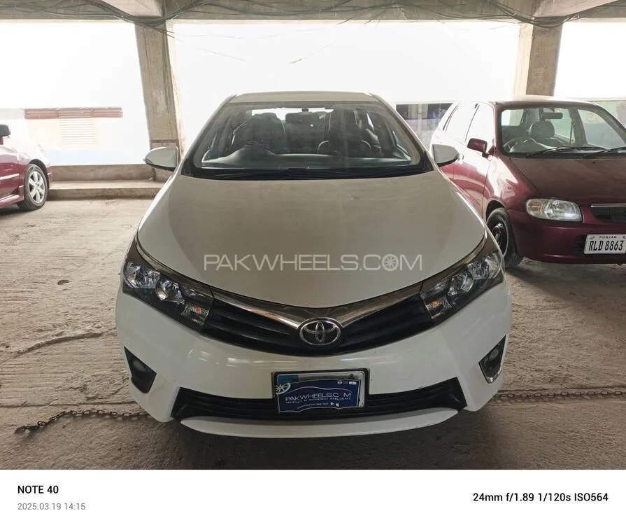 Toyota Corolla 2015 for Sale in Islamabad Image-1