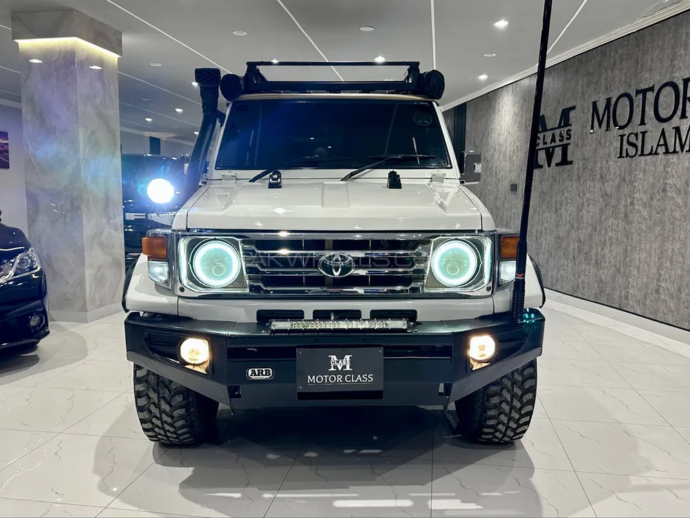 Toyota Land Cruiser 1986 for Sale in Islamabad Image-1