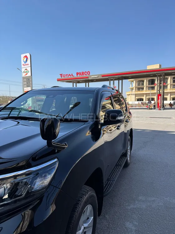 Toyota Prado 2019 for Sale in Islamabad Image-1