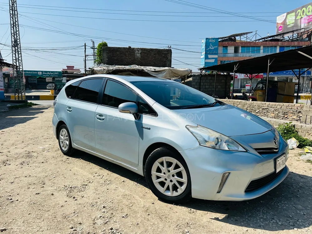 Toyota Prius Alpha 2014 for Sale in Swabi Image-1