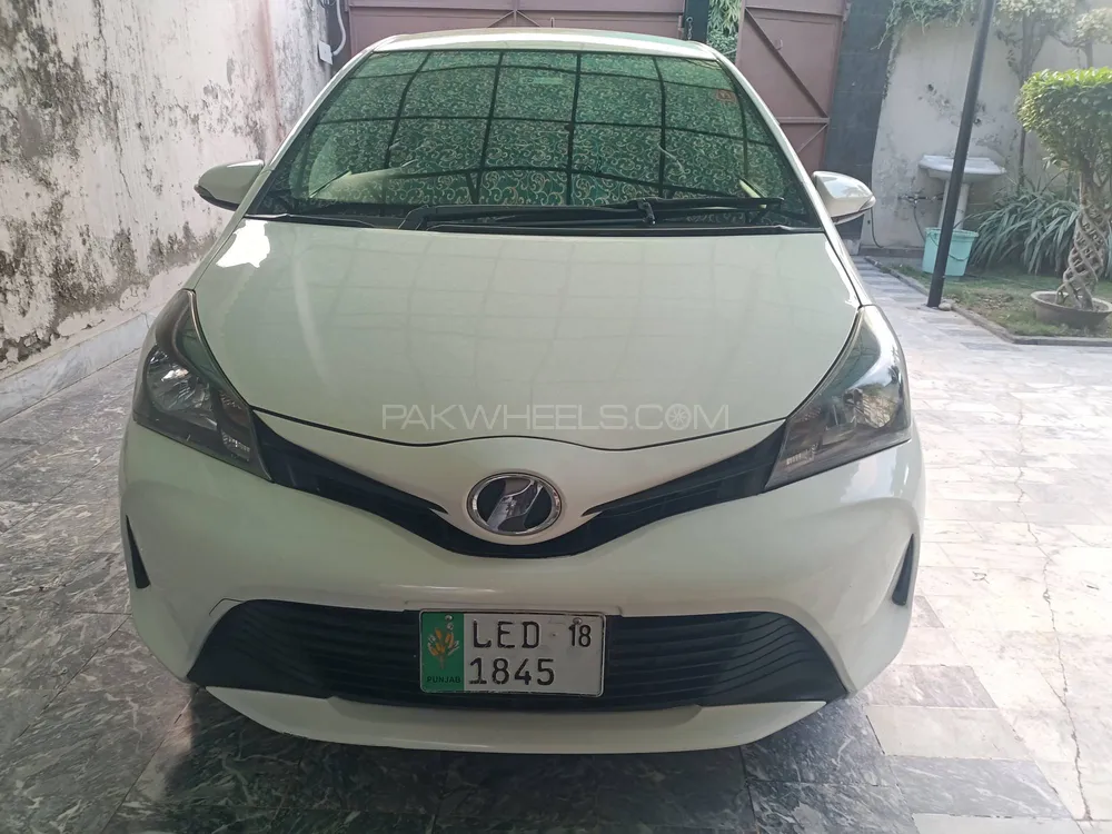 Toyota Vitz 2014 for Sale in Gujranwala Image-1