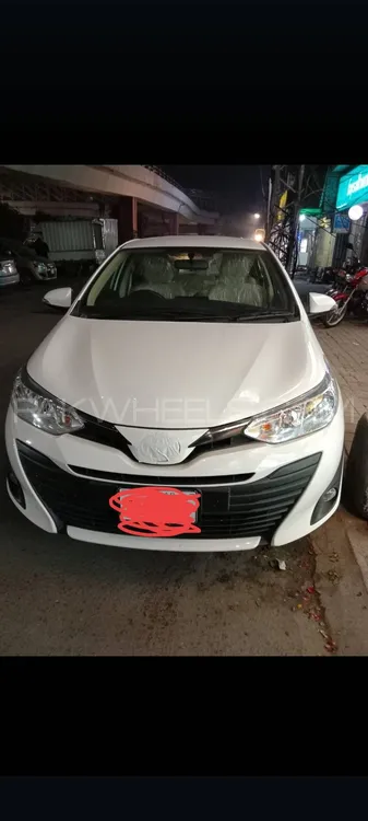 Toyota Yaris Sedan 2021 for Sale in Lahore Image-1