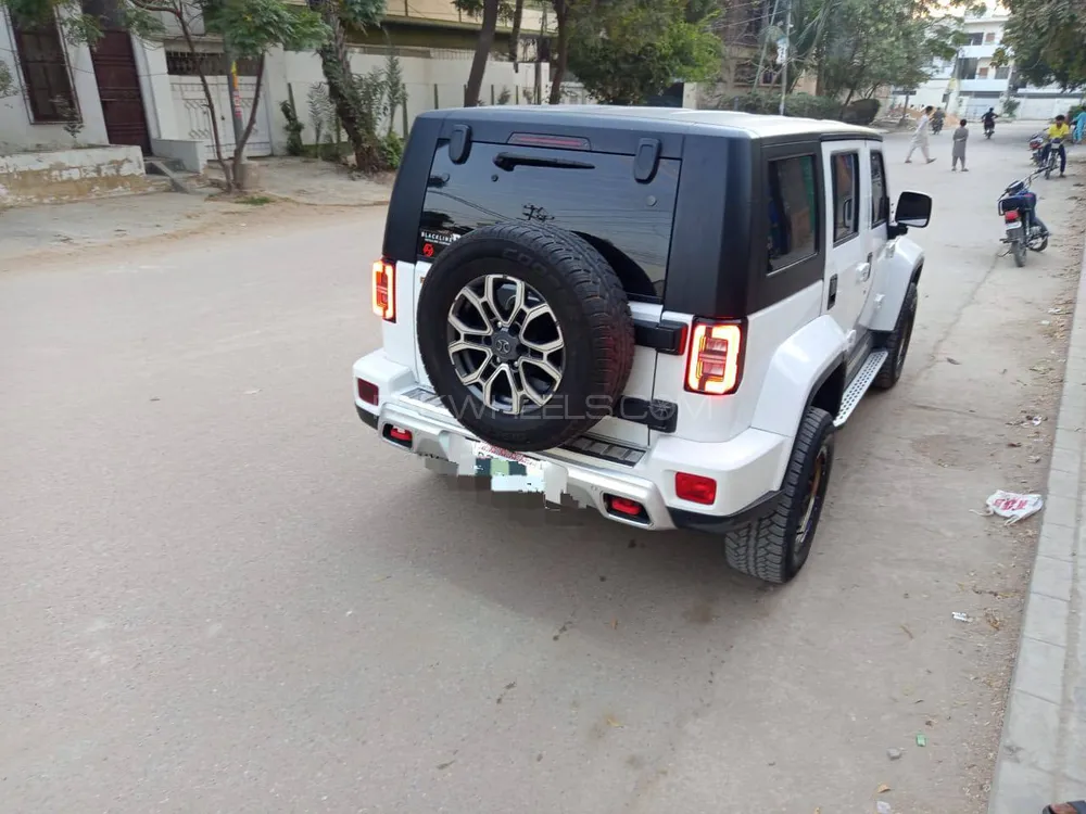 BAIC BJ40 Plus 2022 for Sale in Karachi BAIC BJ40 Plus 2022 for Sale in Karachi Image-3