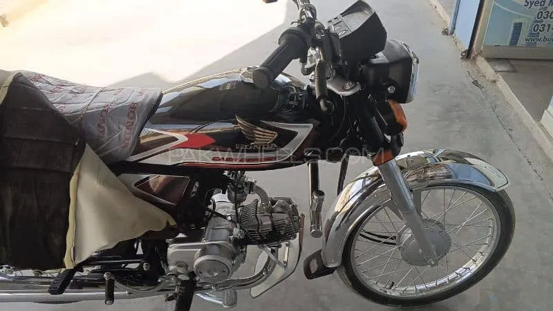 Honda CD 70 2025 for Sale Honda CD 70 2025 for Sale Image-5