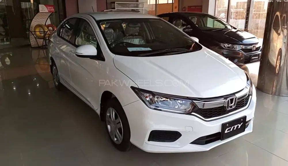 Honda City 2025 for Sale in Faisalabad Image-1