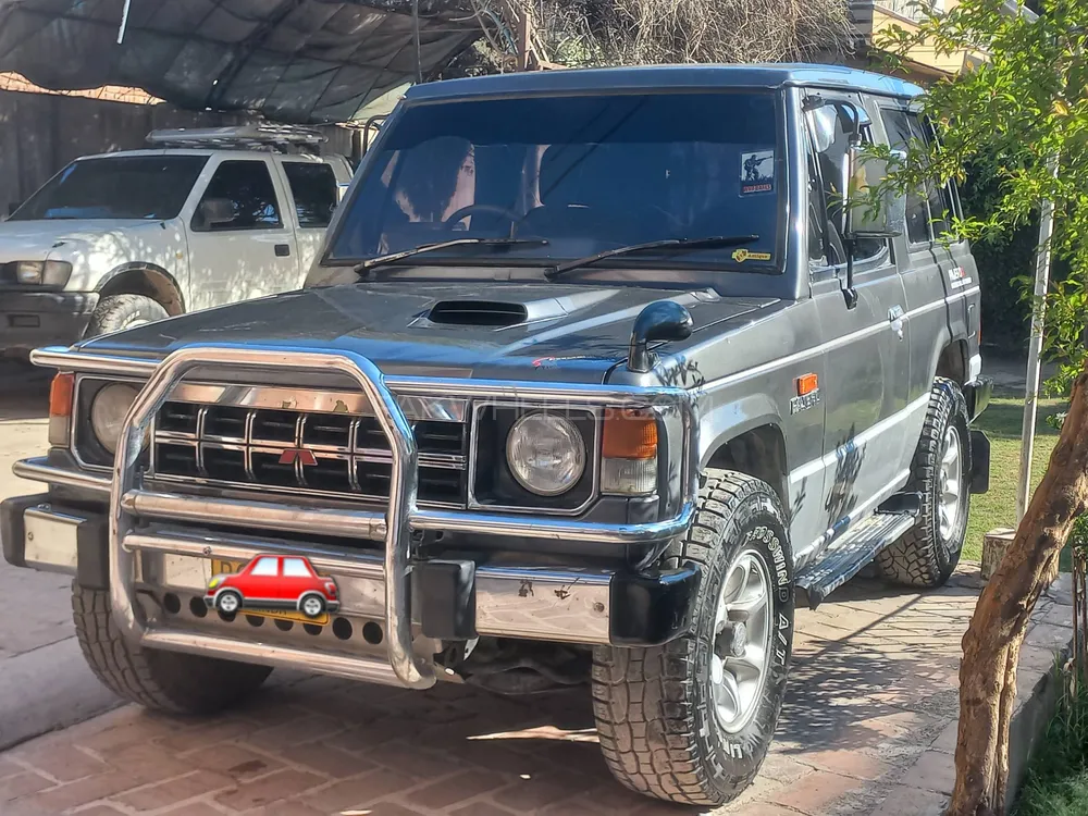 Mitsubishi Pajero 1989 for Sale in Peshawar Mitsubishi Pajero 1989 for Sale in Peshawar Image-4