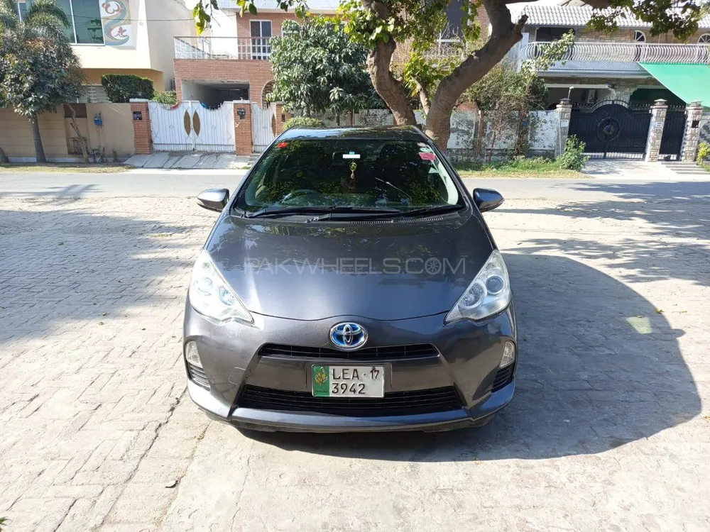 ٹویوٹا اکوا 2013 for Sale in لاہور ٹویوٹا اکوا 2013 for Sale in لاہور Image-2