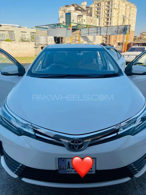 Toyota Corolla 2017 for Sale in Islamabad Image-1