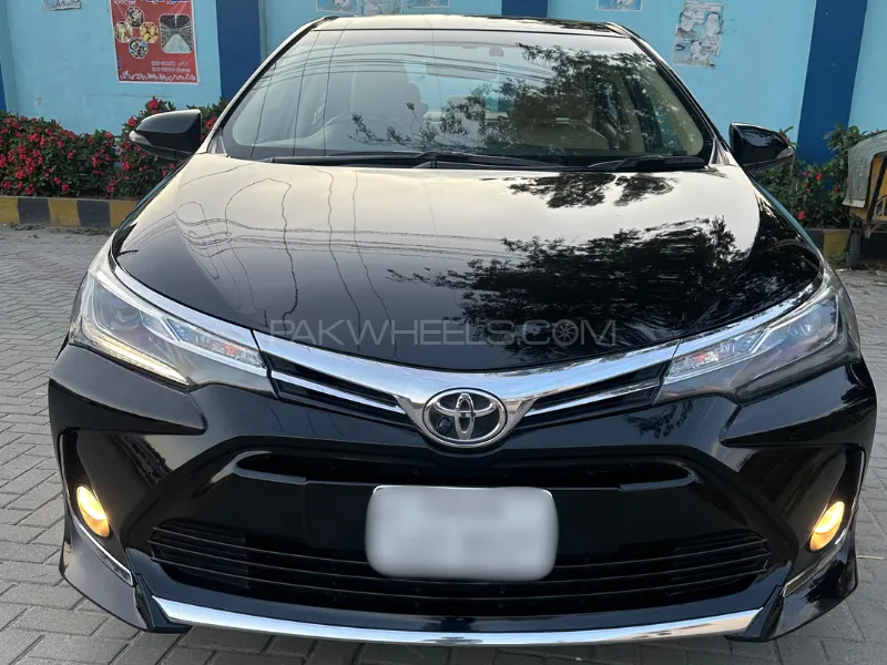 Toyota Corolla 2018 for Sale in Gujranwala Image-1