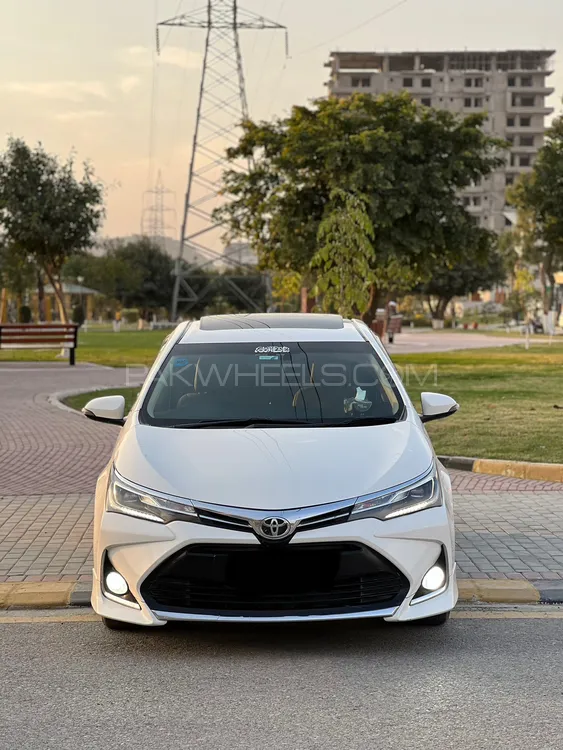 Toyota Corolla 2018 for Sale in Islamabad Image-1