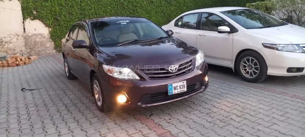Toyota Corolla 2012 for Sale in Islamabad Image-1