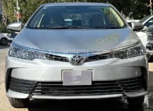 Toyota Corolla 2020 for Sale in Karachi Image-1