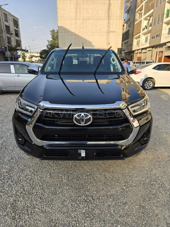 Toyota Hilux 2022 for Sale in Karachi Image-1