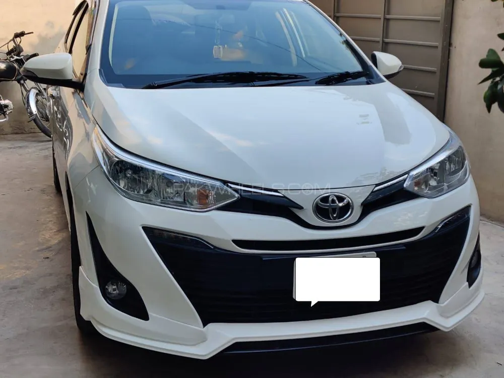 Toyota Yaris Sedan 2021 for Sale in Lahore Image-1