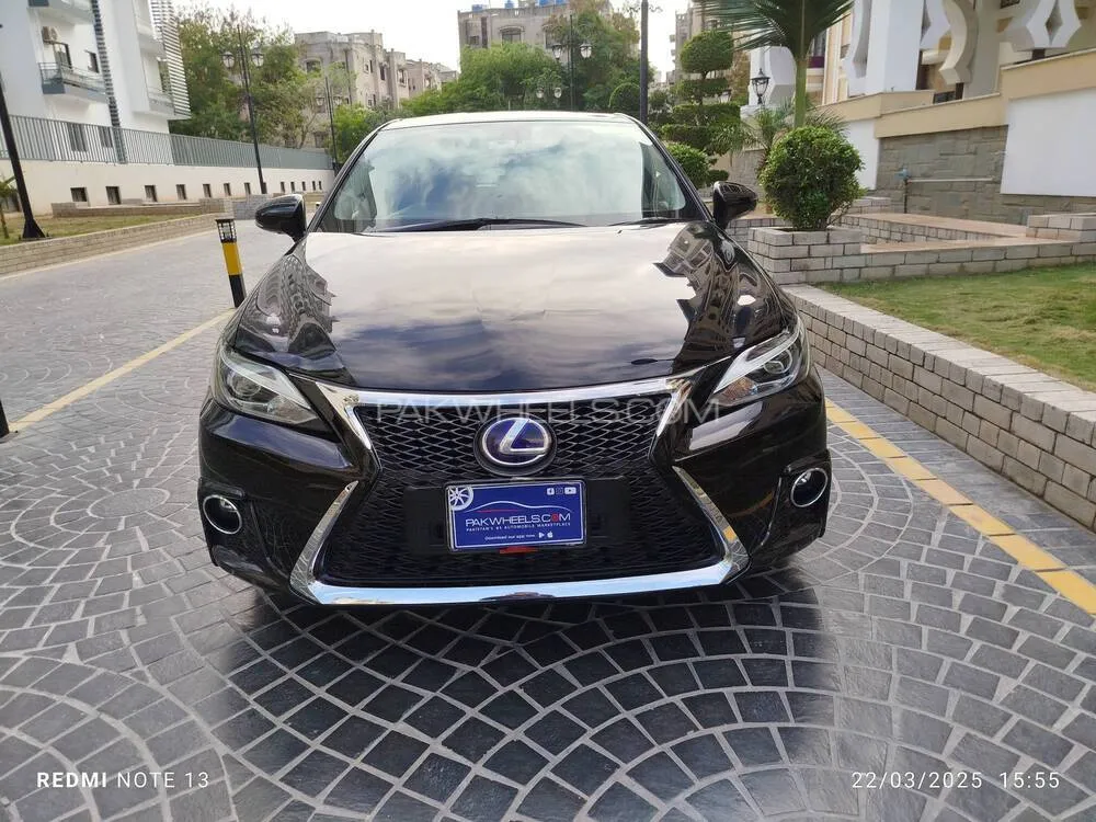 Lexus CT200h 2013 for Sale in Islamabad Image-1
