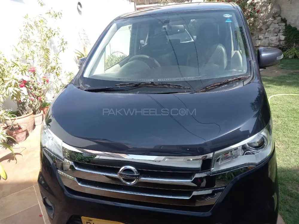 نسان ڈیز ہائی وے اسٹار 2014 for Sale in کراچی Image-1