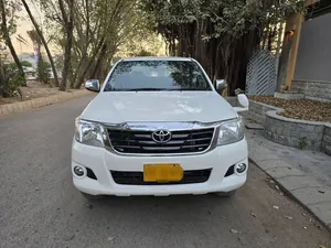 Toyota Hilux Vigo Champ G 2016 for Sale