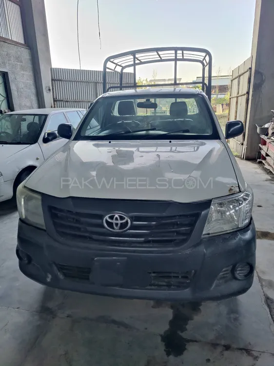 Toyota Hilux 2013 for Sale in Rawalpindi Image-1