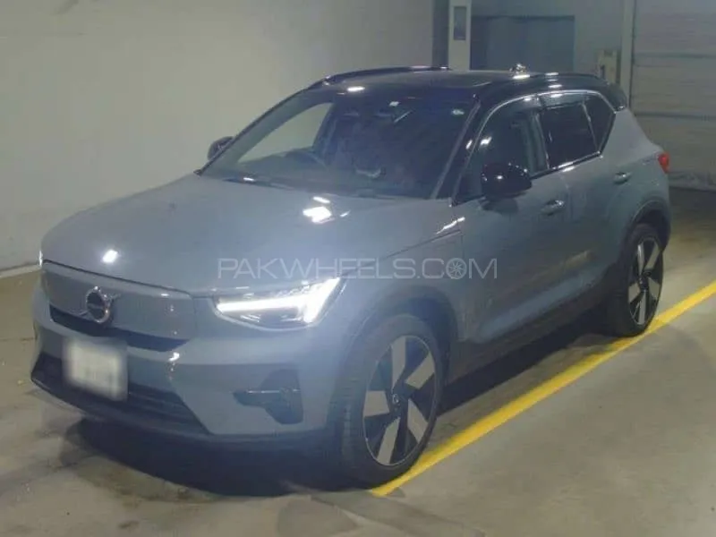 Volvo V40 2022 for Sale in Karachi Image-1
