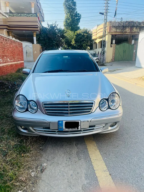 Mercedes Benz C Class 2007 for Sale in Haripur Image-1