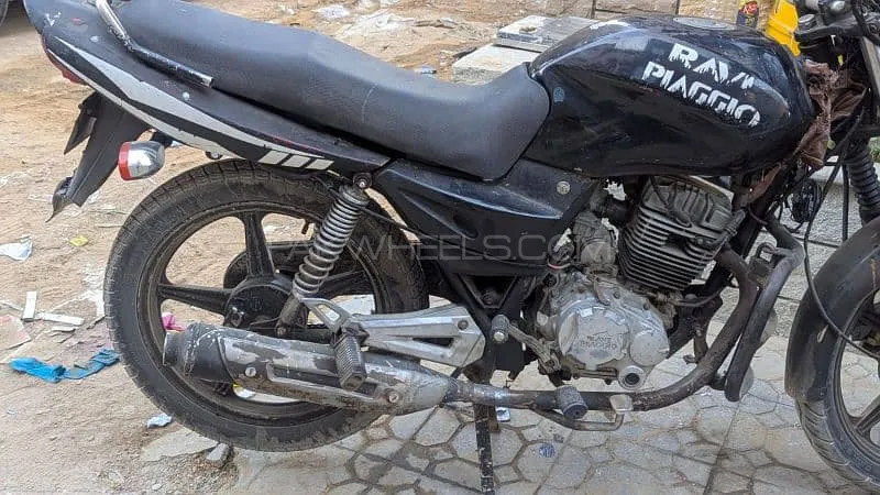 راوی Piaggio Storm 125 2011 for Sale Image-1