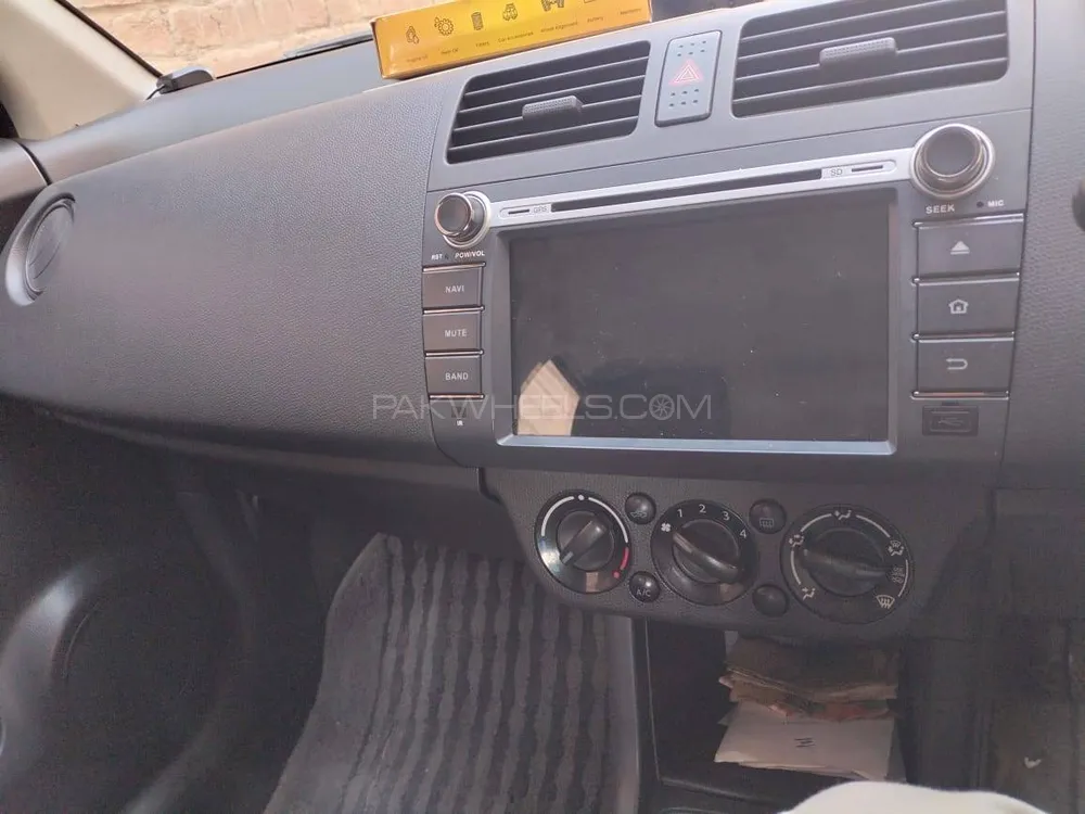 Suzuki Swift 2018 for Sale in Sahiwal Image-1