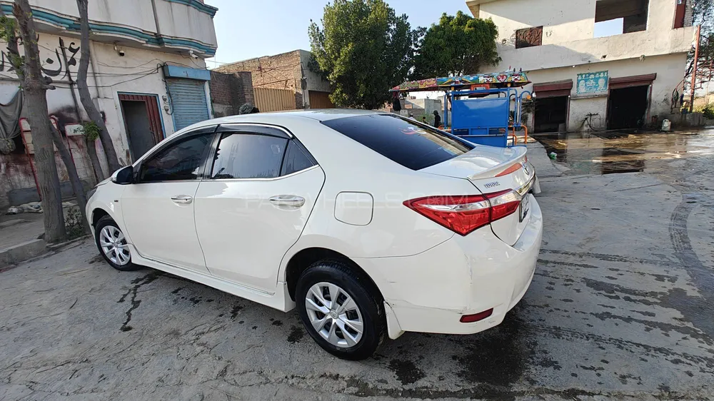 Toyota Corolla 2016 for Sale in Muridke Image-1