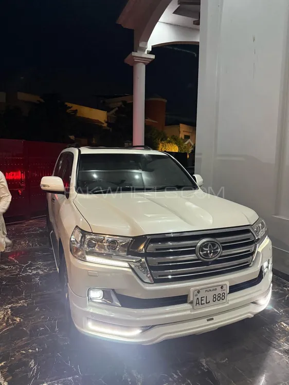 Toyota Land Cruiser 2017 for Sale in Lahore Image-1